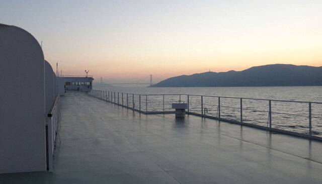 blog14.11.15akashibridge.jpg