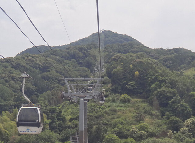 blog15.6.3ropeway1.jpg