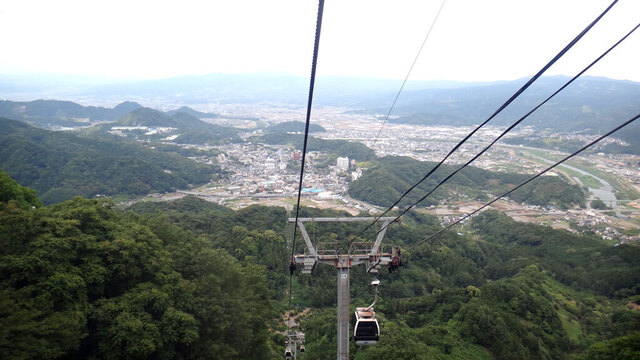 blog15.6.3ropeway2.jpg